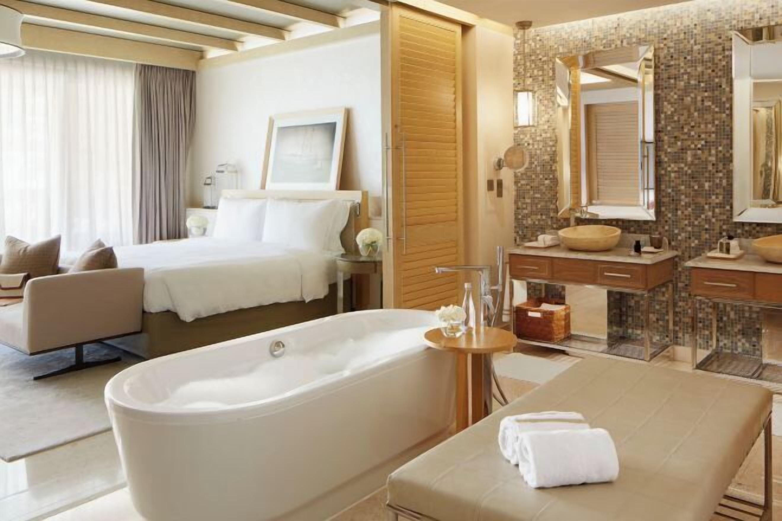 1 slaapkamer, luxe beddengoed, een minibar, een kluis op de kamer