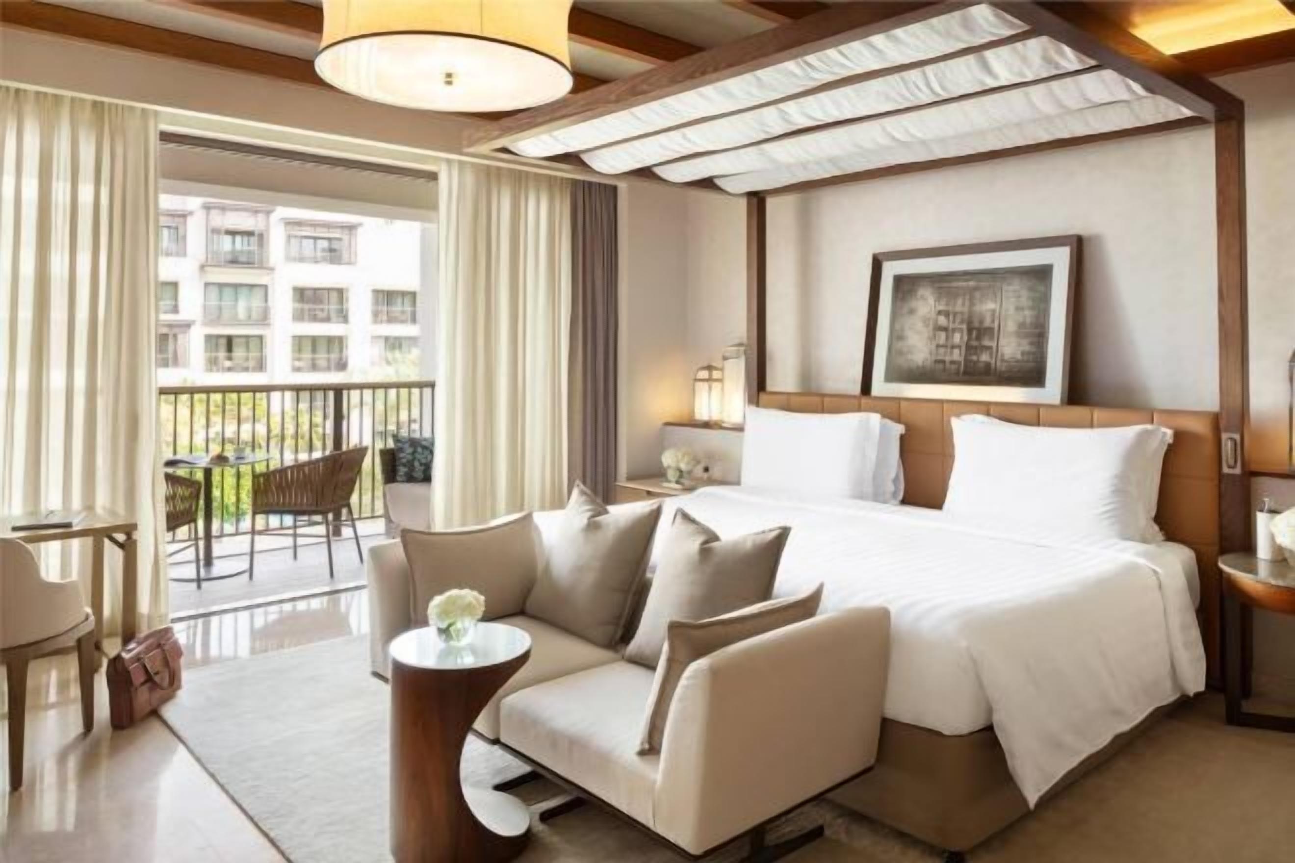 1 slaapkamer, luxe beddengoed, een minibar, een kluis op de kamer