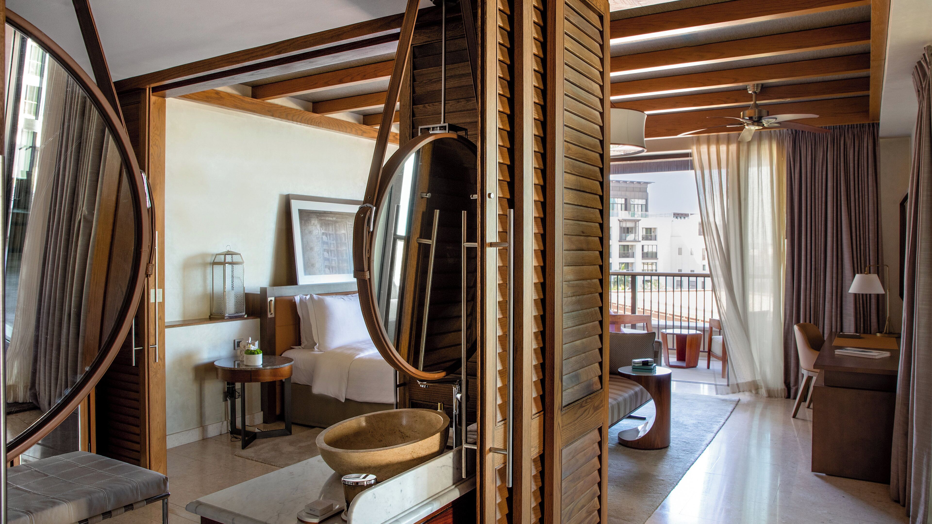 Deluxe Suite (Family) | 1 bedroom, premium bedding, minibar, in-room safe
