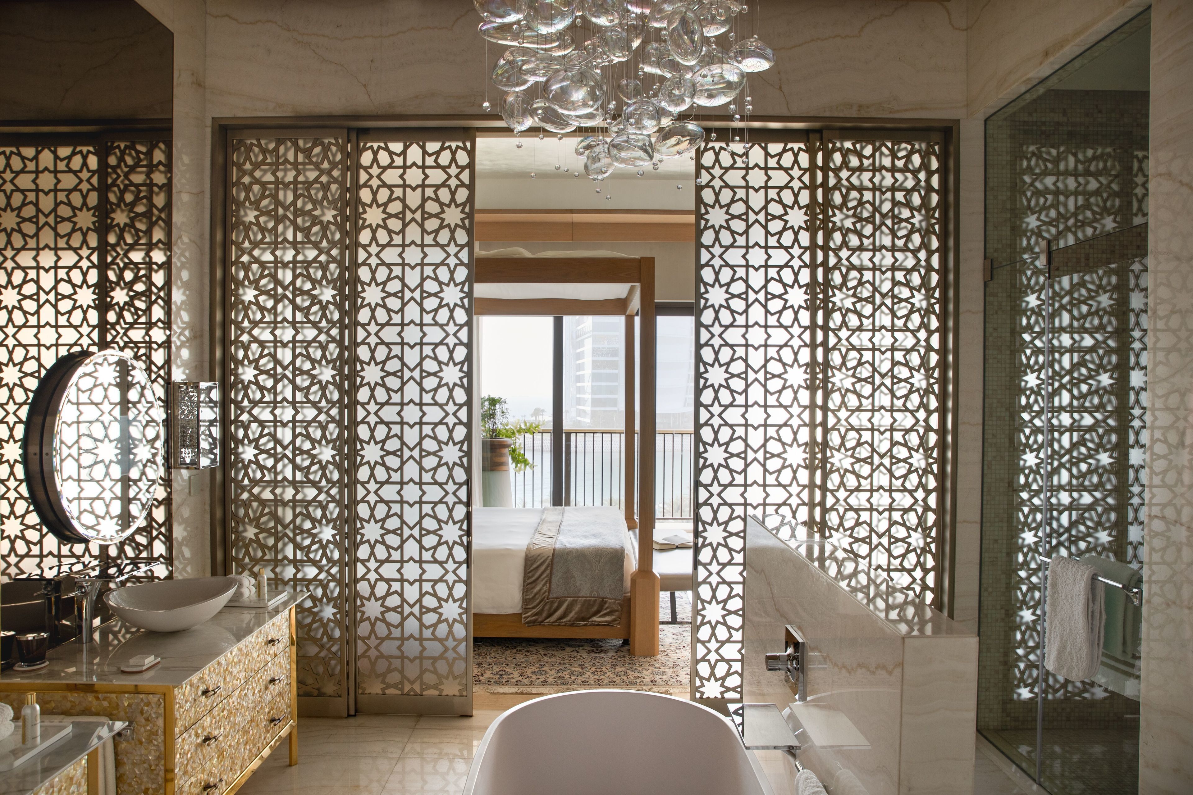 Royal Suite, 2 Bedrooms | Bathroom