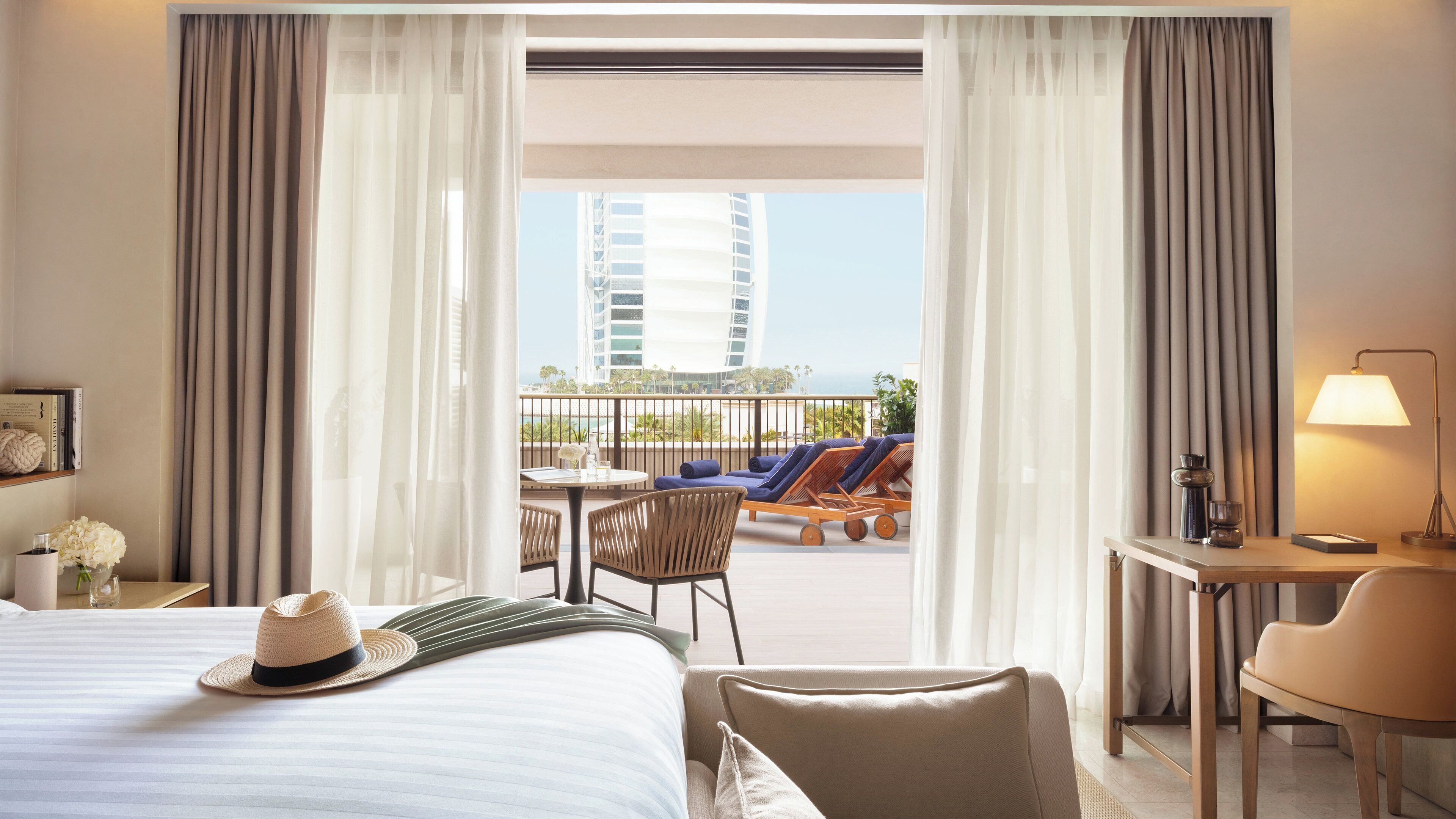 Premier Room (Ocean Club Terrace) | 1 bedroom, premium bedding, minibar, in-room safe