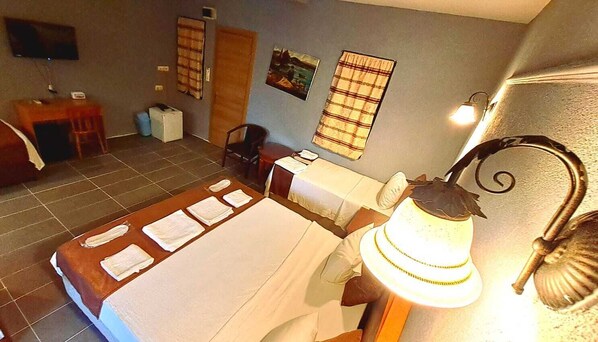 Premium bedding, minibar, desk, soundproofing