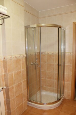 Ducha del cuarto de baño
