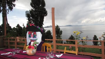 Se sirven desayunos, almuerzos y cenas