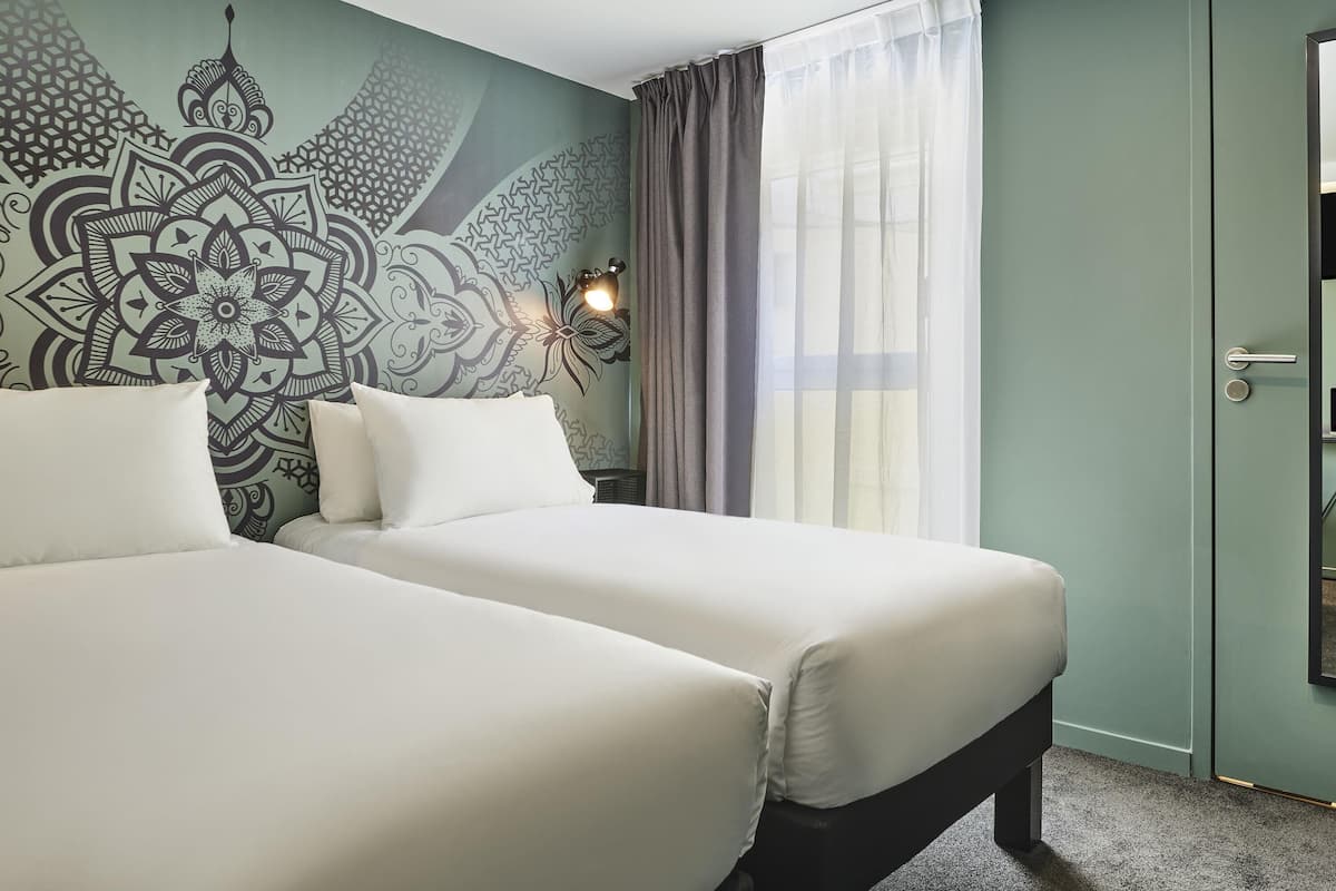 Standardværelse med 2 enkeltsenge - 2 enkeltsenge | 1 soveværelse, premium-sengetøj, individuelt design