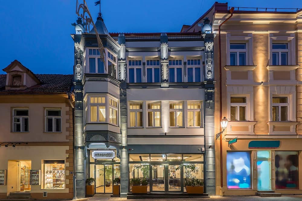 Artagonist Art Hotel
