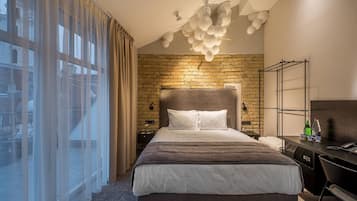 Minibar, in-room safe, desk, blackout curtains
