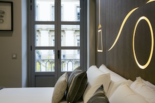 Family Studio Suite | Premium bedding, down comforters, desk, free WiFi