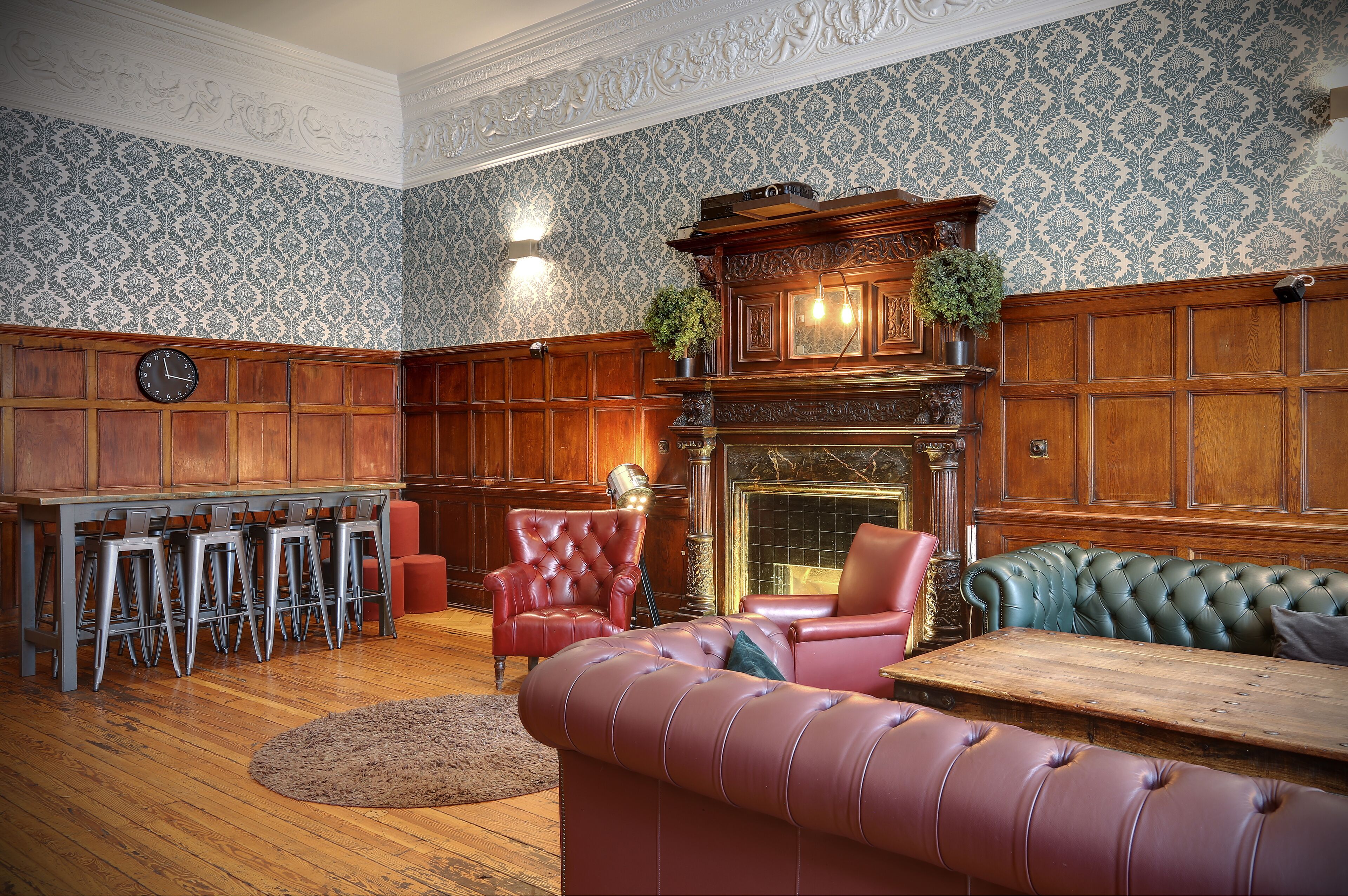 Foto - Astor Hyde Park – 18 to 40 years