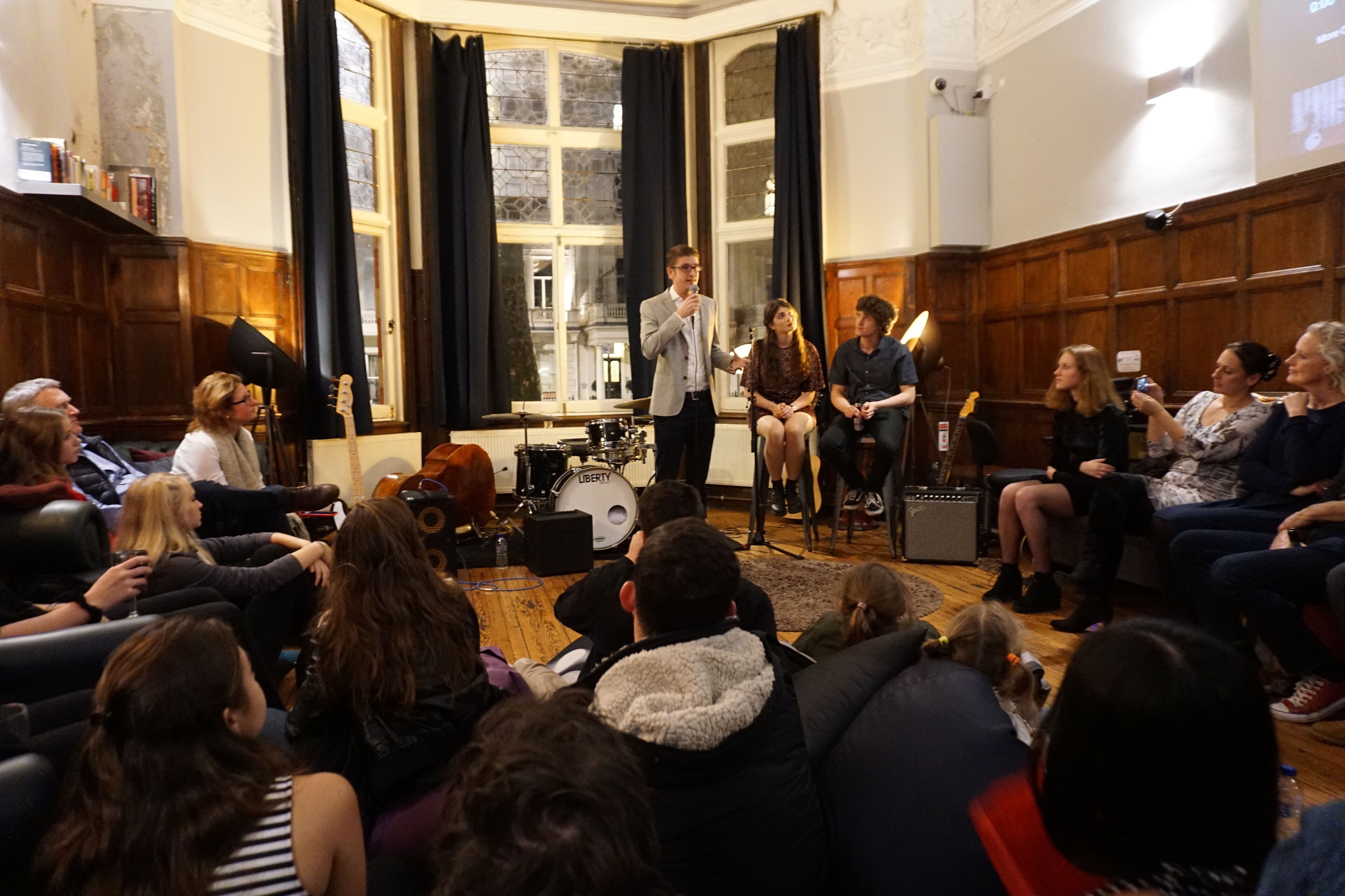 Foto - Astor Hyde Park – 18 to 40 years
