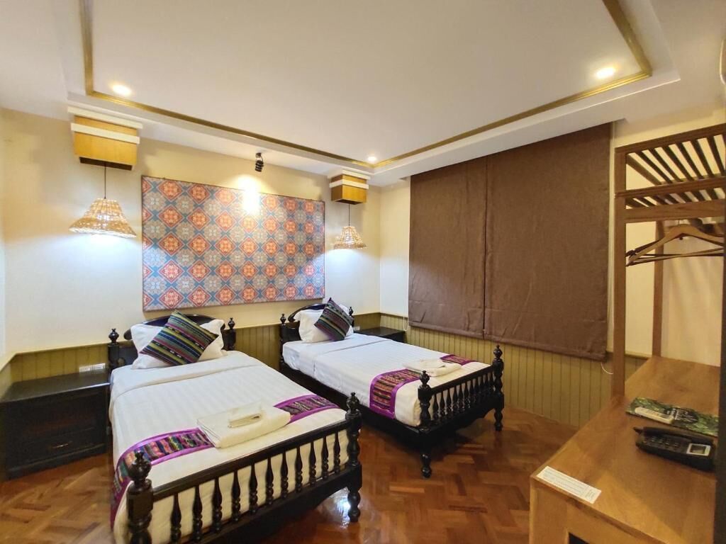 minibar, in-room safe, desk, free wifi