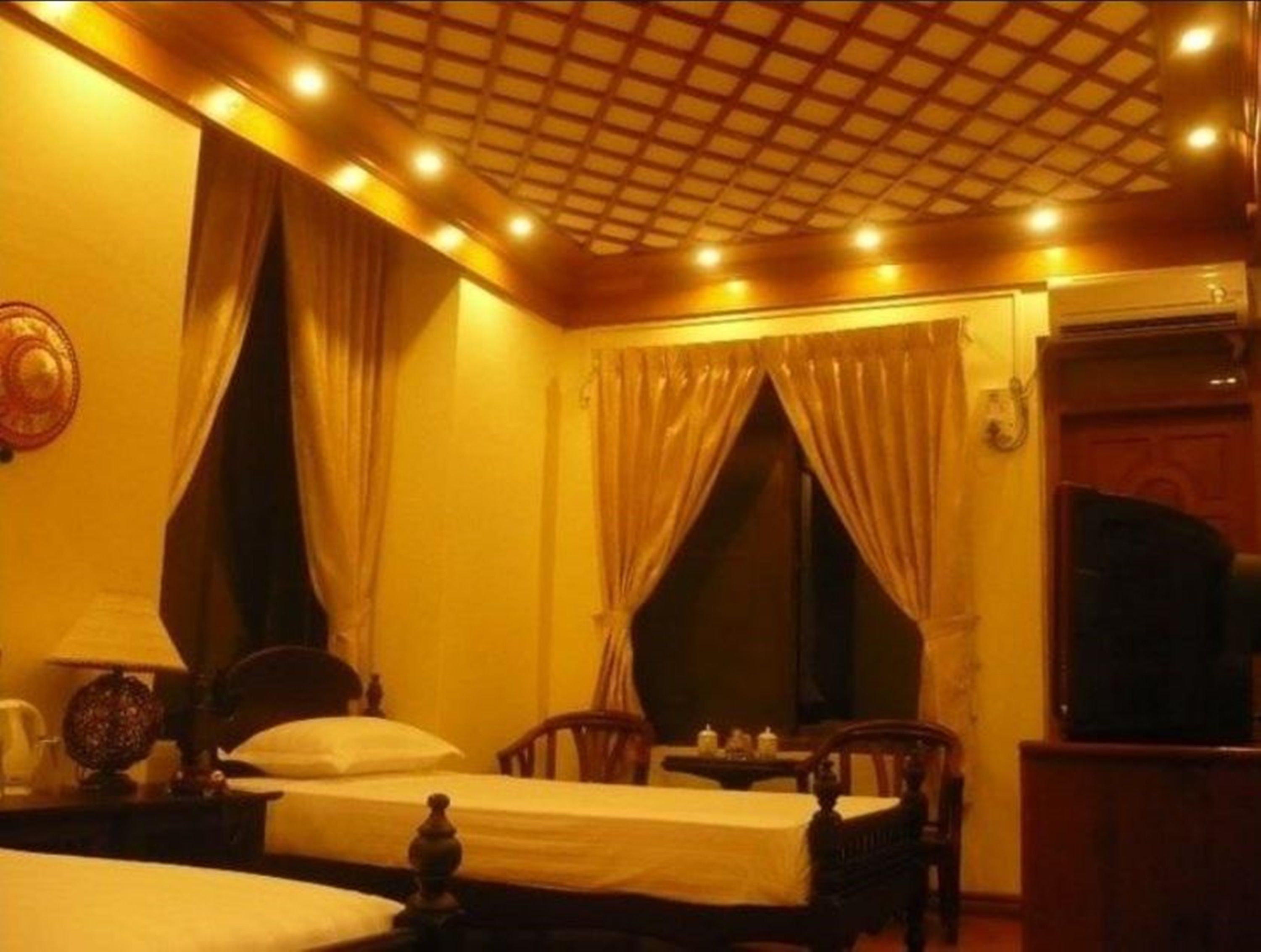 minibar, in-room safe, desk, free wifi