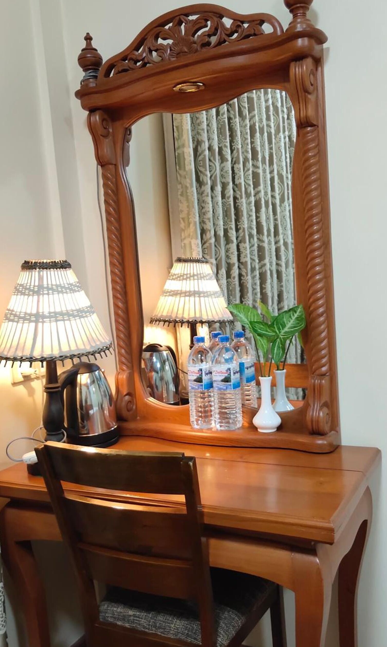 minibar, in-room safe, desk, free wifi