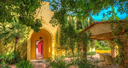Villa Azalea Luxury B&B