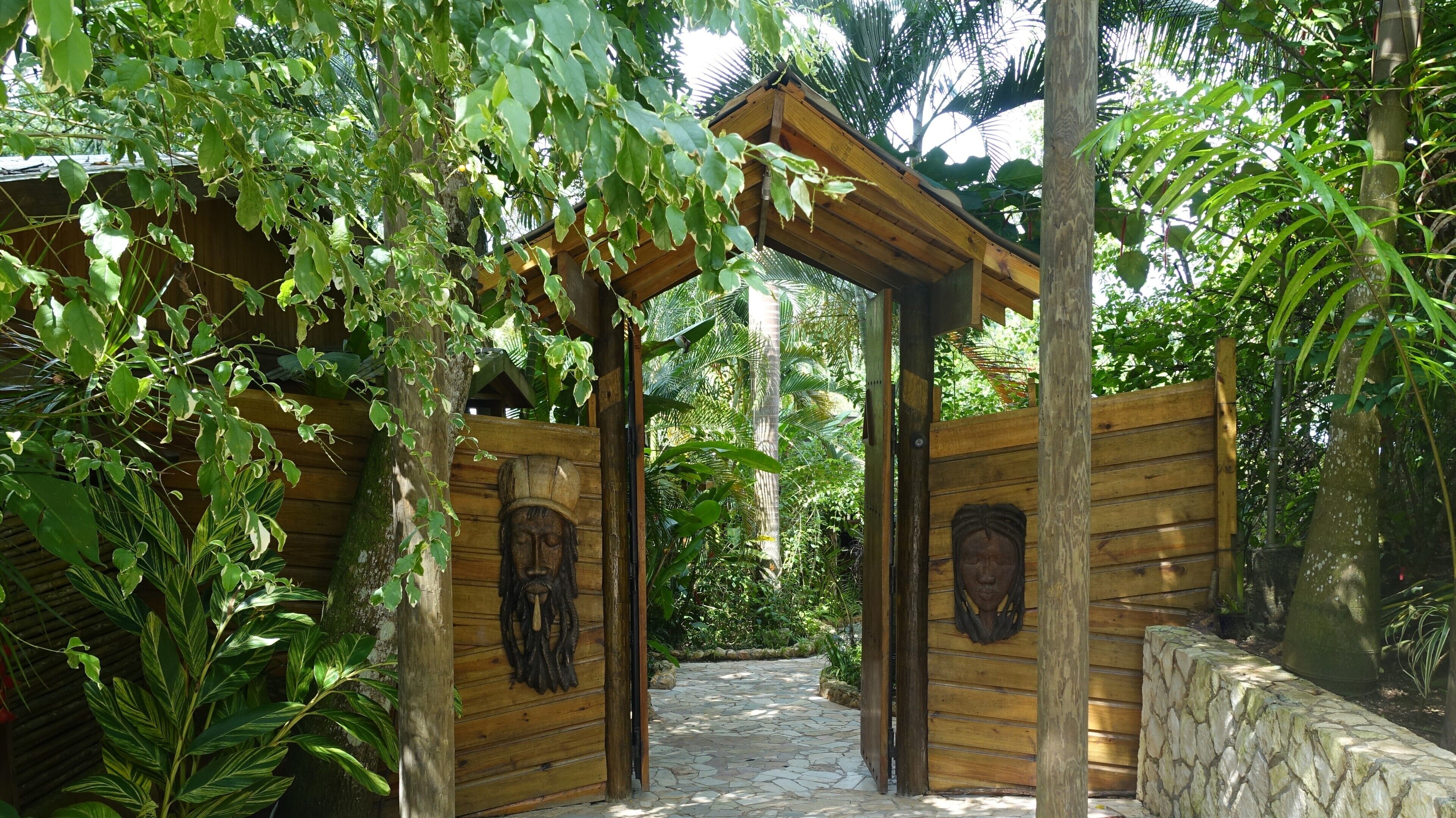 Pemandangan dari hartanah