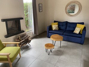 Jr. Suite | Living room