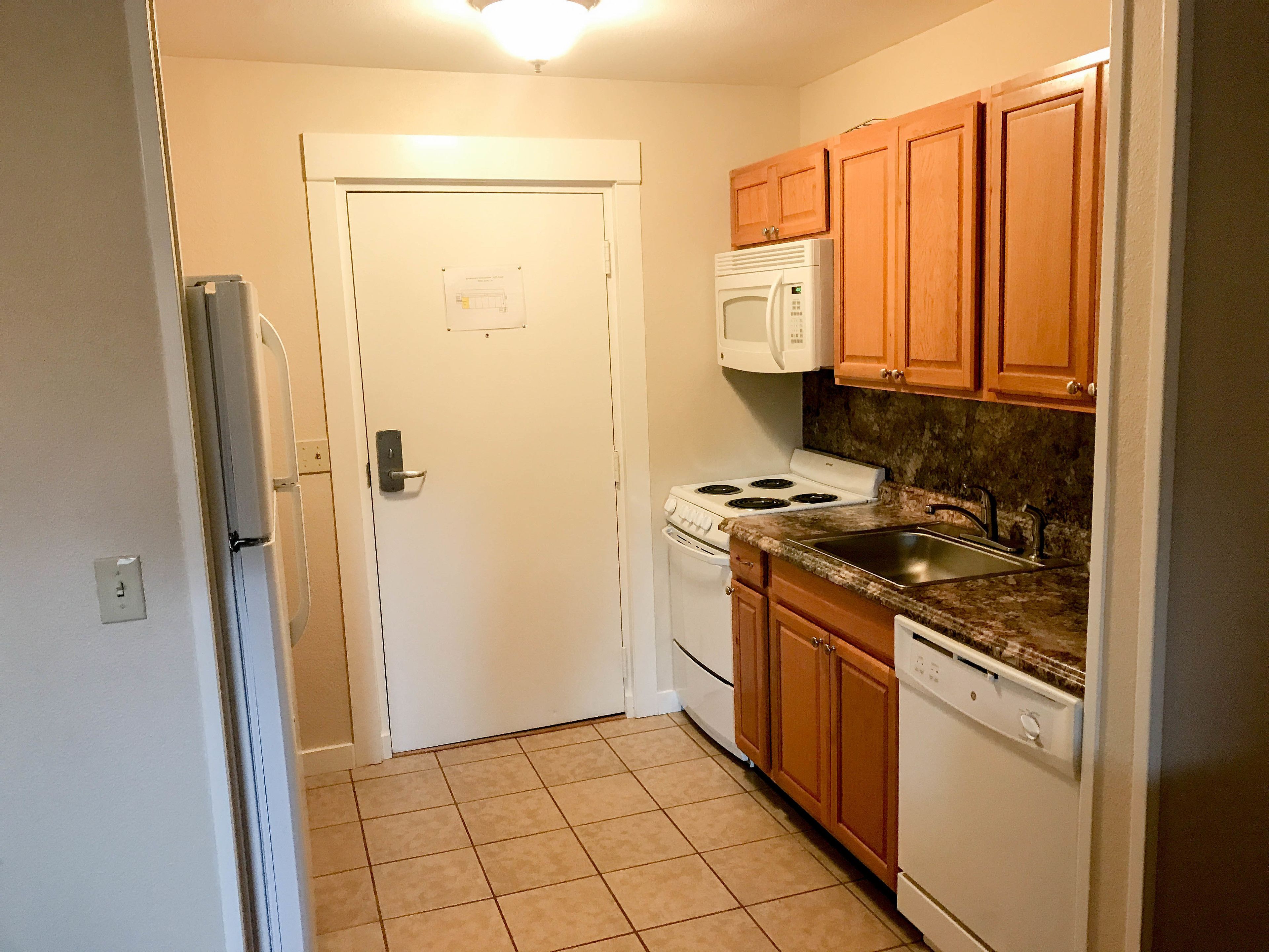 royal suite (max 6 guests) | private kitchenette | fridge, microwave, oven, stovetop