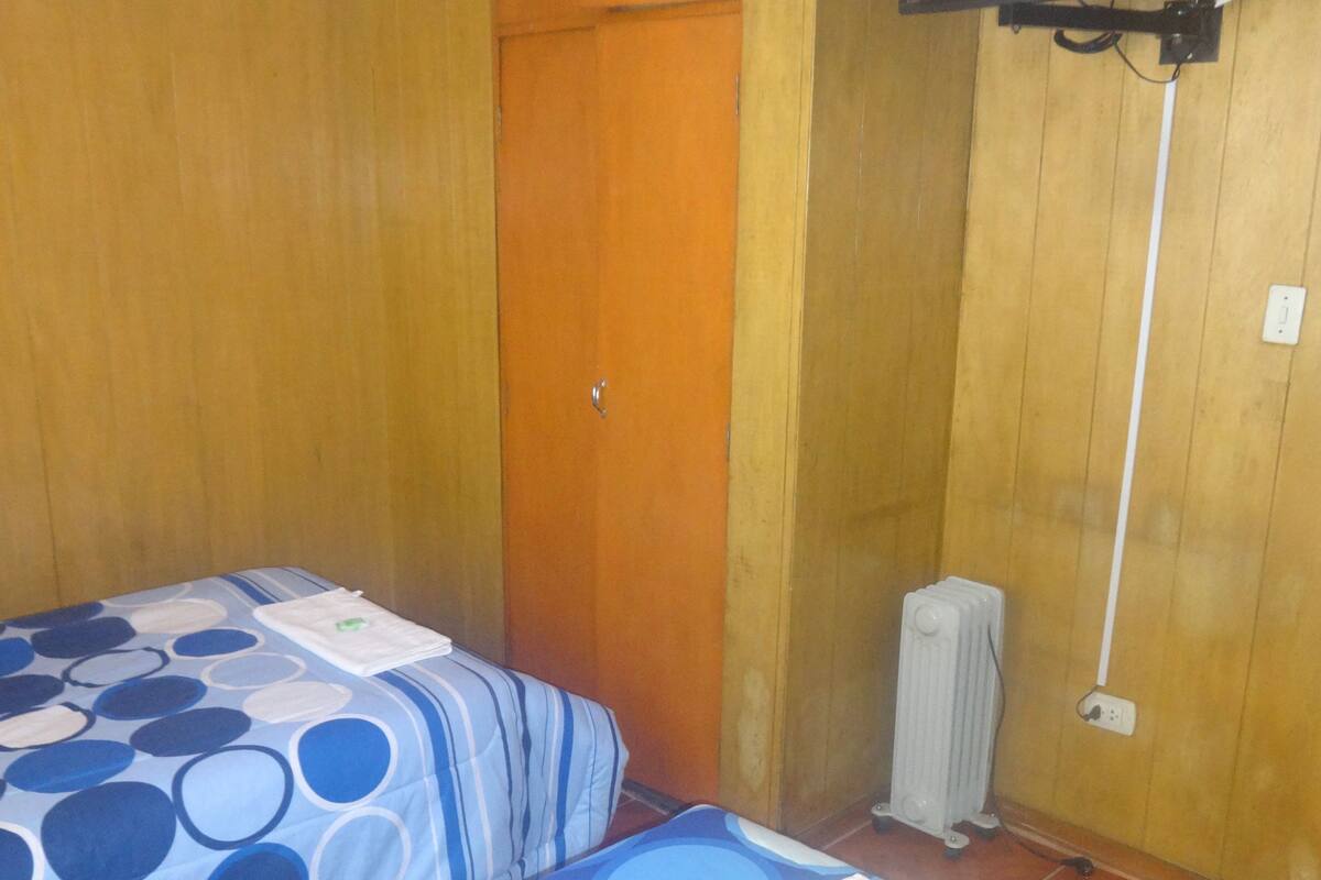 Hypo-allergenic bedding, iron/ironing board, rollaway beds, free WiFi