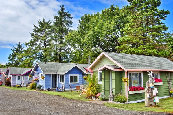 Property grounds - Ocean Spray Beach Resort (Grayland)