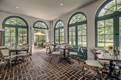 Stagecoach Inn
