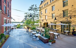 Property amenity - Hotel Indigo Old Town Alexandria by IHG (Alexandria)