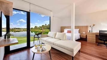 Suite Room, 1 King Bed