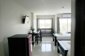 Deluxe Twin kamer | Een bureau, gratis wifi