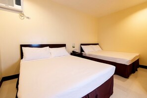 ห้องแฟมิลี่ | ตู้นิรภัยในห้องพัก, โต๊ะทำงาน, Wi-Fi ฟรี, ผ้าปูที่นอน