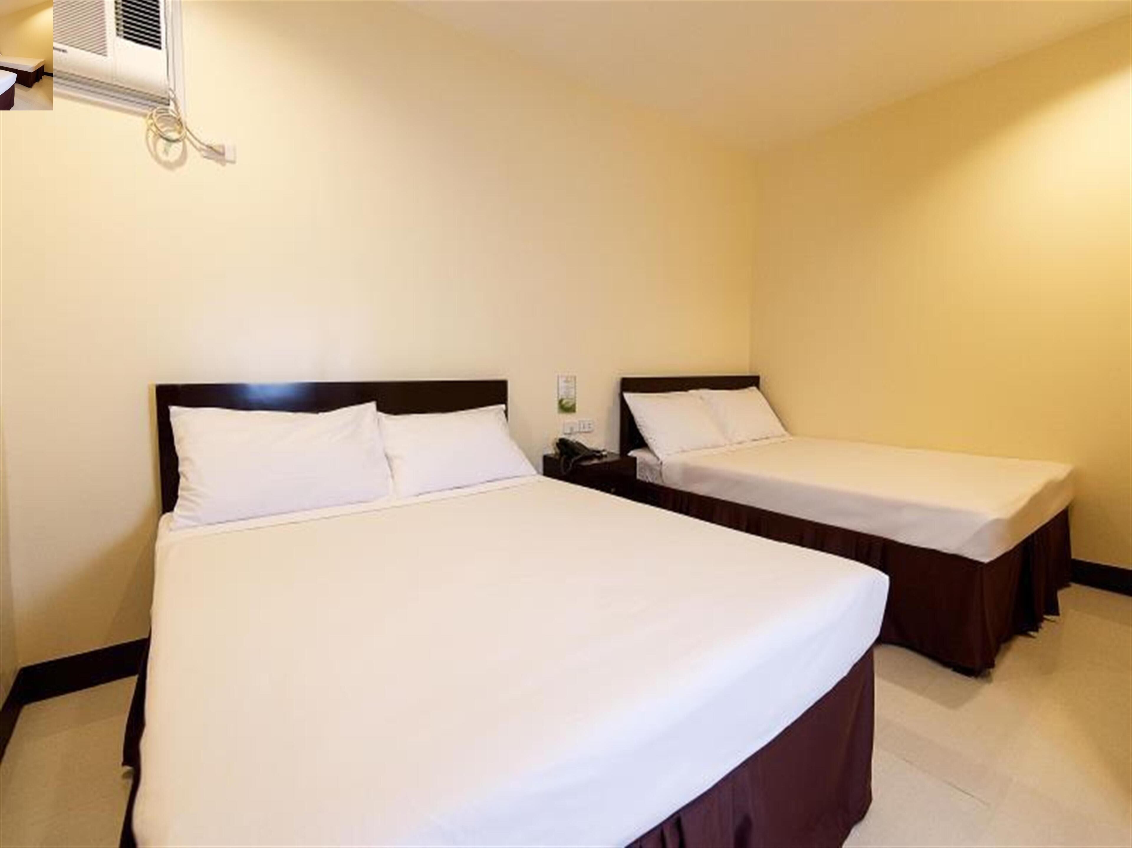 Peti besi dalam bilik, meja, Wi-fi percuma, cadar katil 