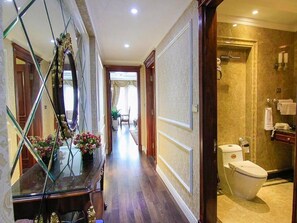 Suite, City View | Minibar, in-room safe, desk, soundproofing - Violin Hotel Ha Noi (Hanoi)