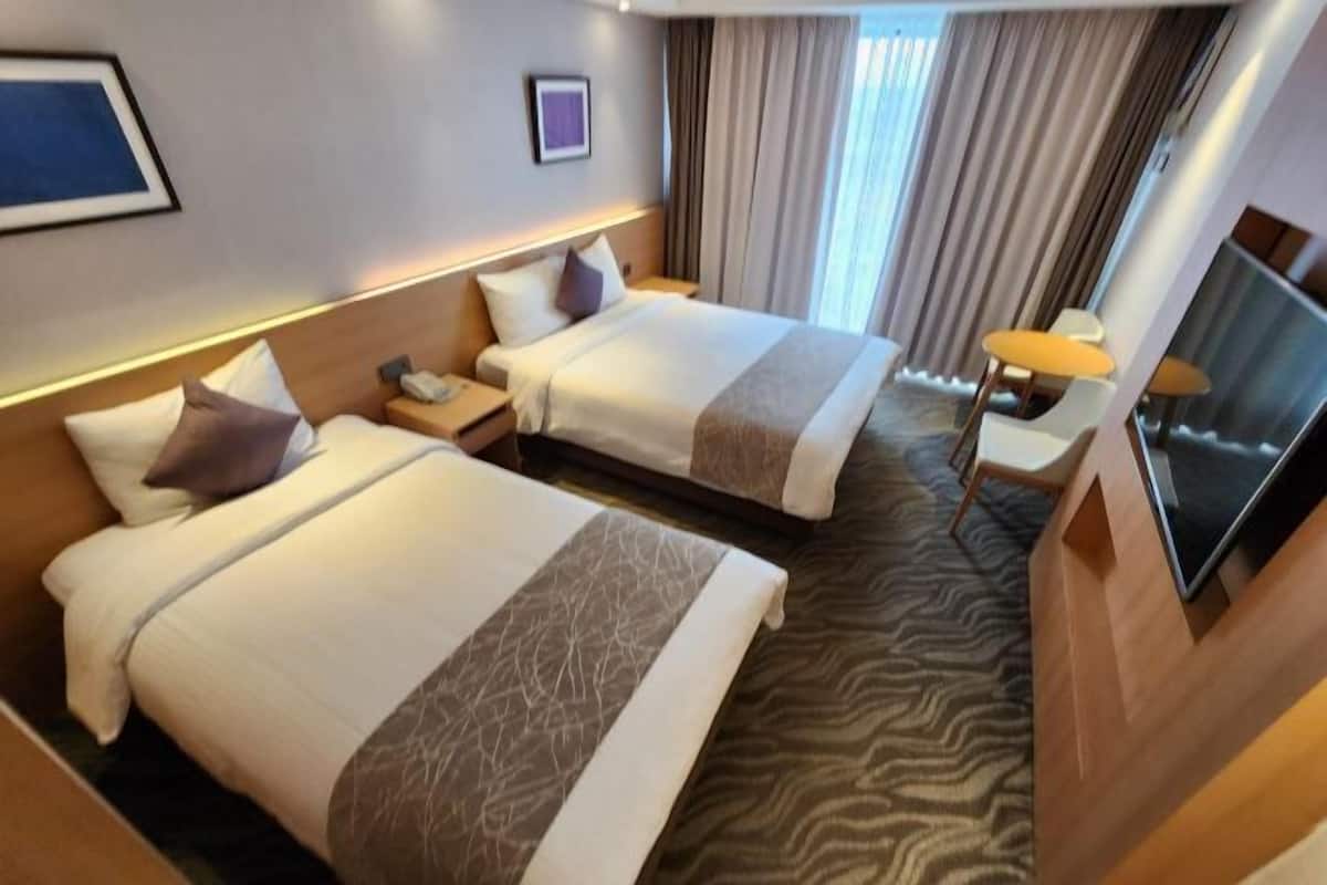 1 bedroom, in-room safe, bed sheets