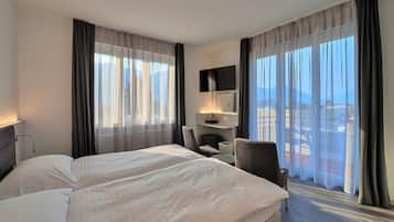 Minibar, in-room safe, desk, soundproofing