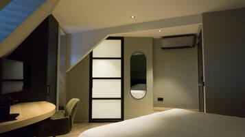 Ropa de cama hipoalergénica y minibar