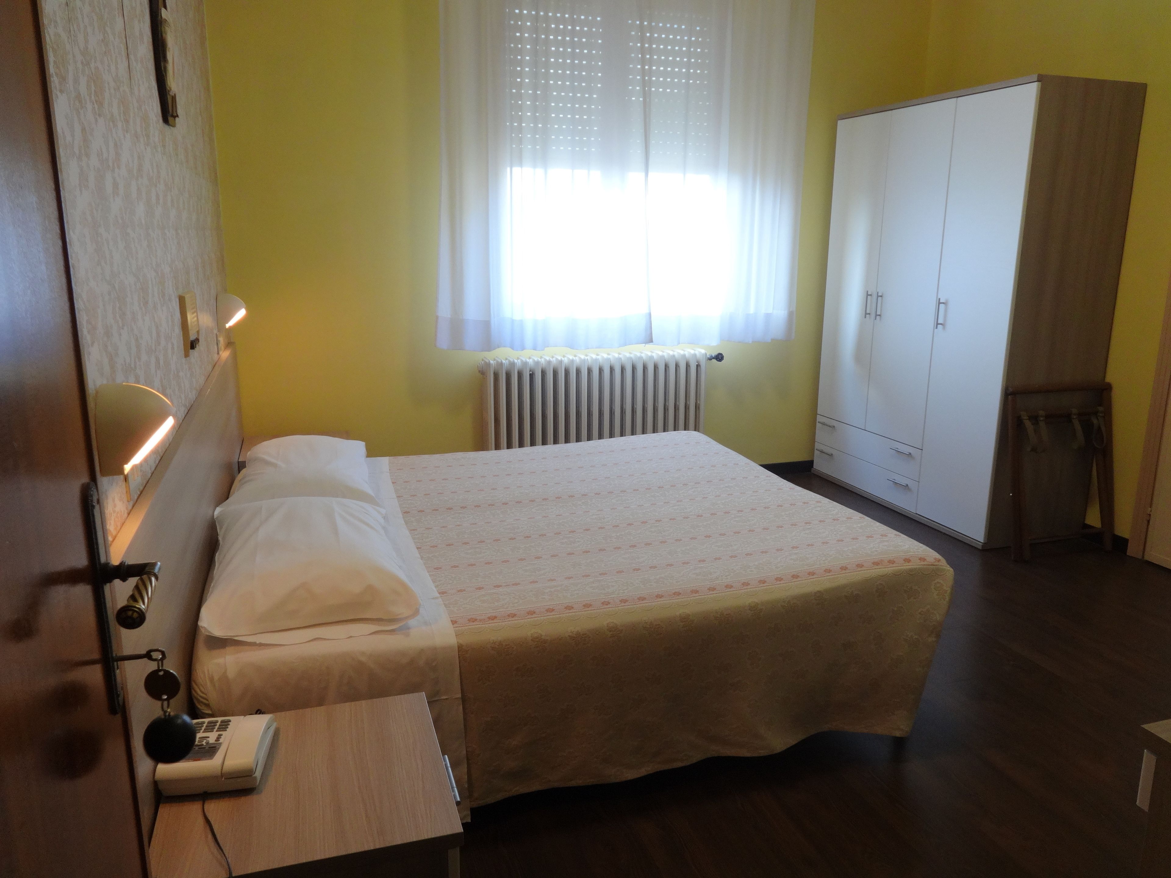 double room single use | in-room safe, desk, free cots/infant beds, free wifi