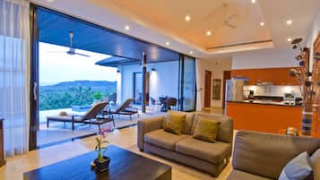 Three bedroom villa with private pool | Coin séjour