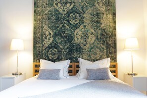 Deluxe Double Room | Premium bedding, Select Comfort beds, individually decorated - Procyon Boutique & Suites (Ponta Delgada)