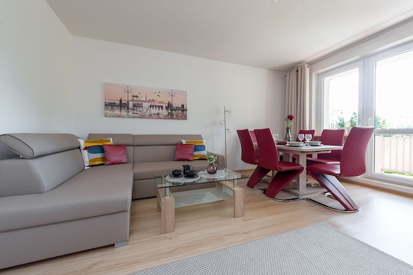 Apartment, 2 Bedrooms (at 3 Polaka Street) | Living area | Flat-screen TV