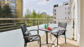 Superior Apartment, 1 Bedroom | 1 bedroom, desk, soundproofing, iron/ironing board - P&O Apartments Ursynów (Warsaw)