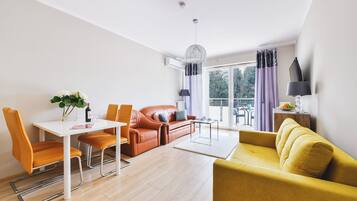 Superior Apartment, 1 Bedroom | 1 bedroom, desk, soundproofing, iron/ironing board