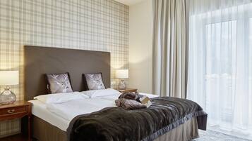 Standard-Doppelzimmer (S) | Allergikerbettwaren, Minibar, Zimmersafe, kostenloses WLAN