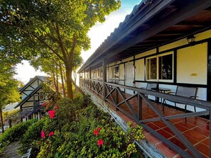Standard Quadruple Room - TZU HSIN Garden (Ren'ai)