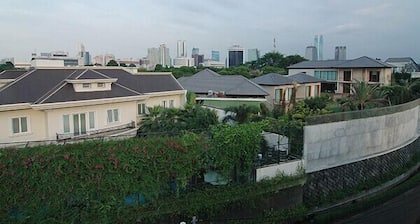 Chandra Residence