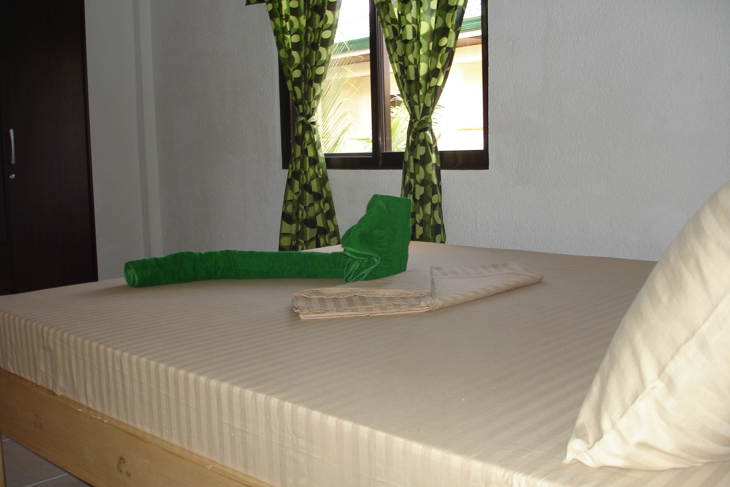 minibar, desk, free cots/infant beds, rollaway beds