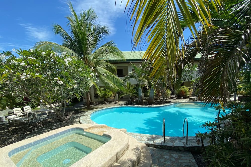 Alona Swiss Resort