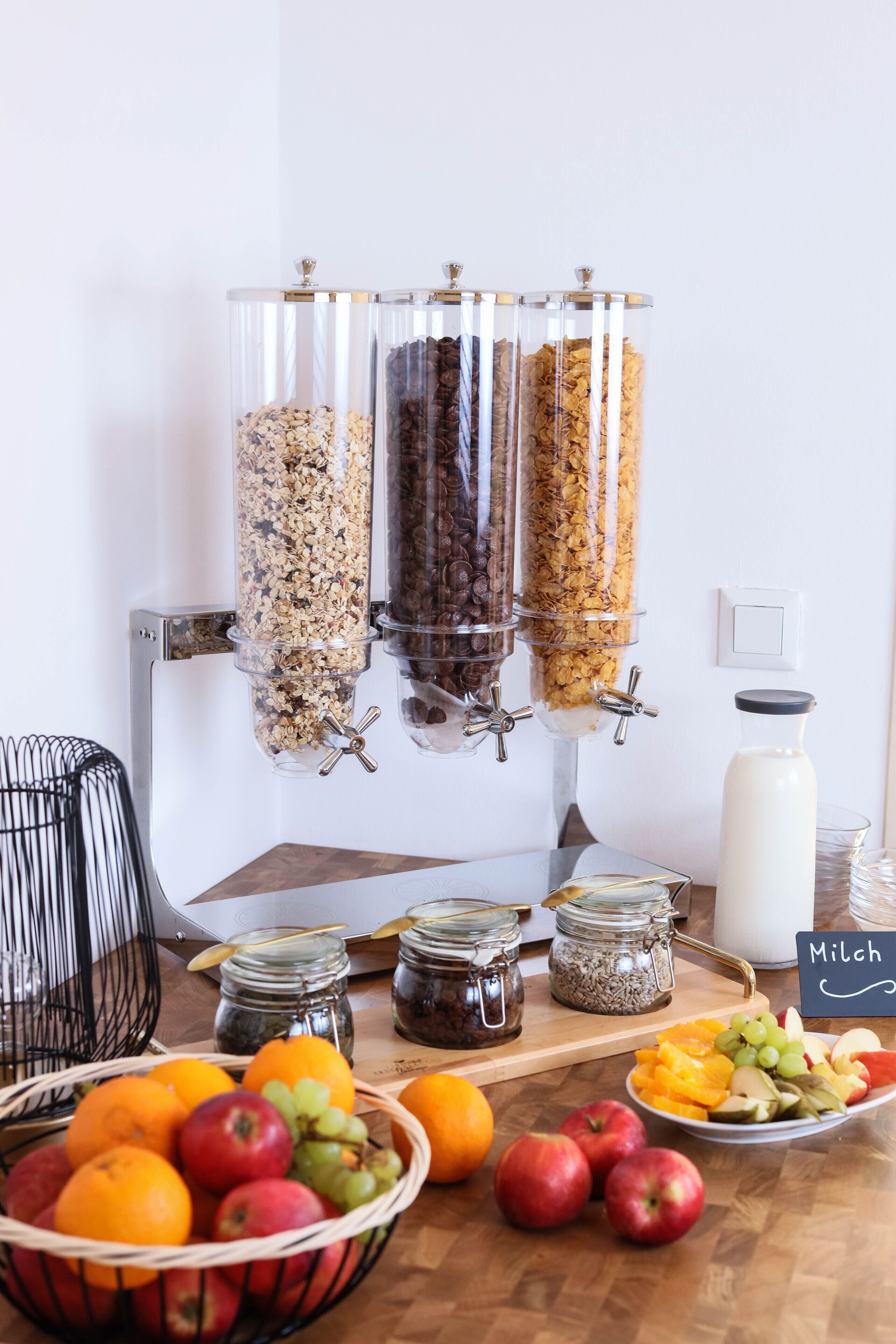 Daily buffet breakfast (EUR 18 per person)