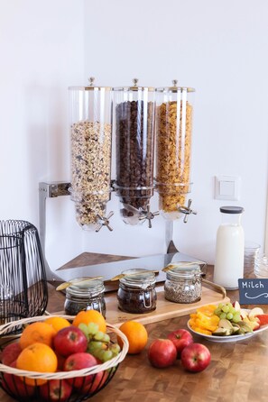 Daily buffet breakfast for a fee - Parkhotel Krems (Krems an der Donau)