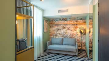 Ropa de cama de alta calidad y minibar