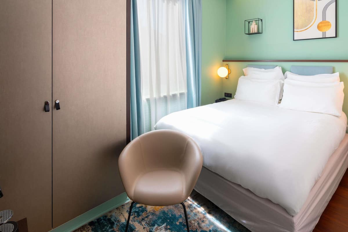 Ropa de cama de alta calidad y minibar