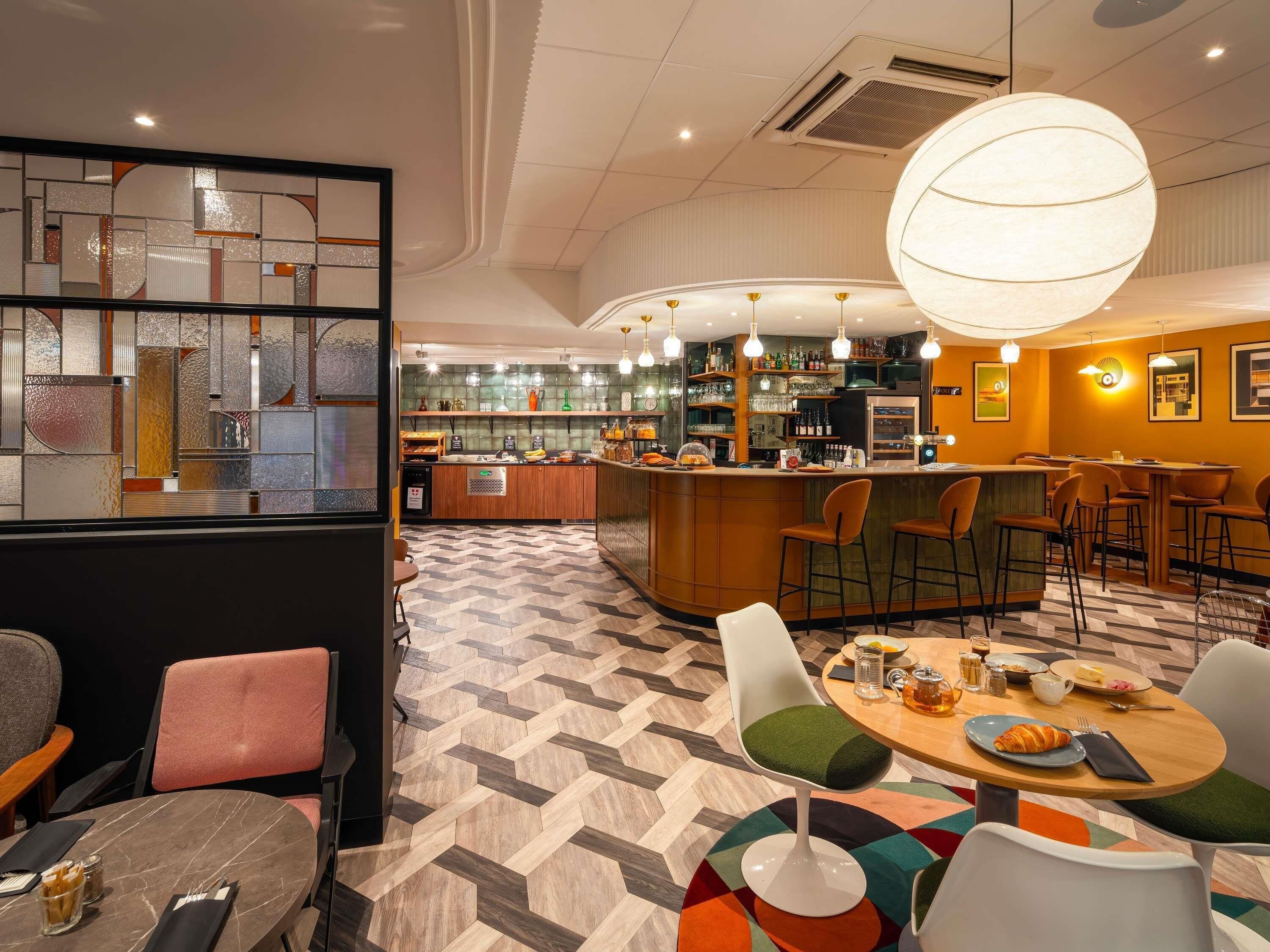 Daily buffet breakfast (EUR 23 per person)