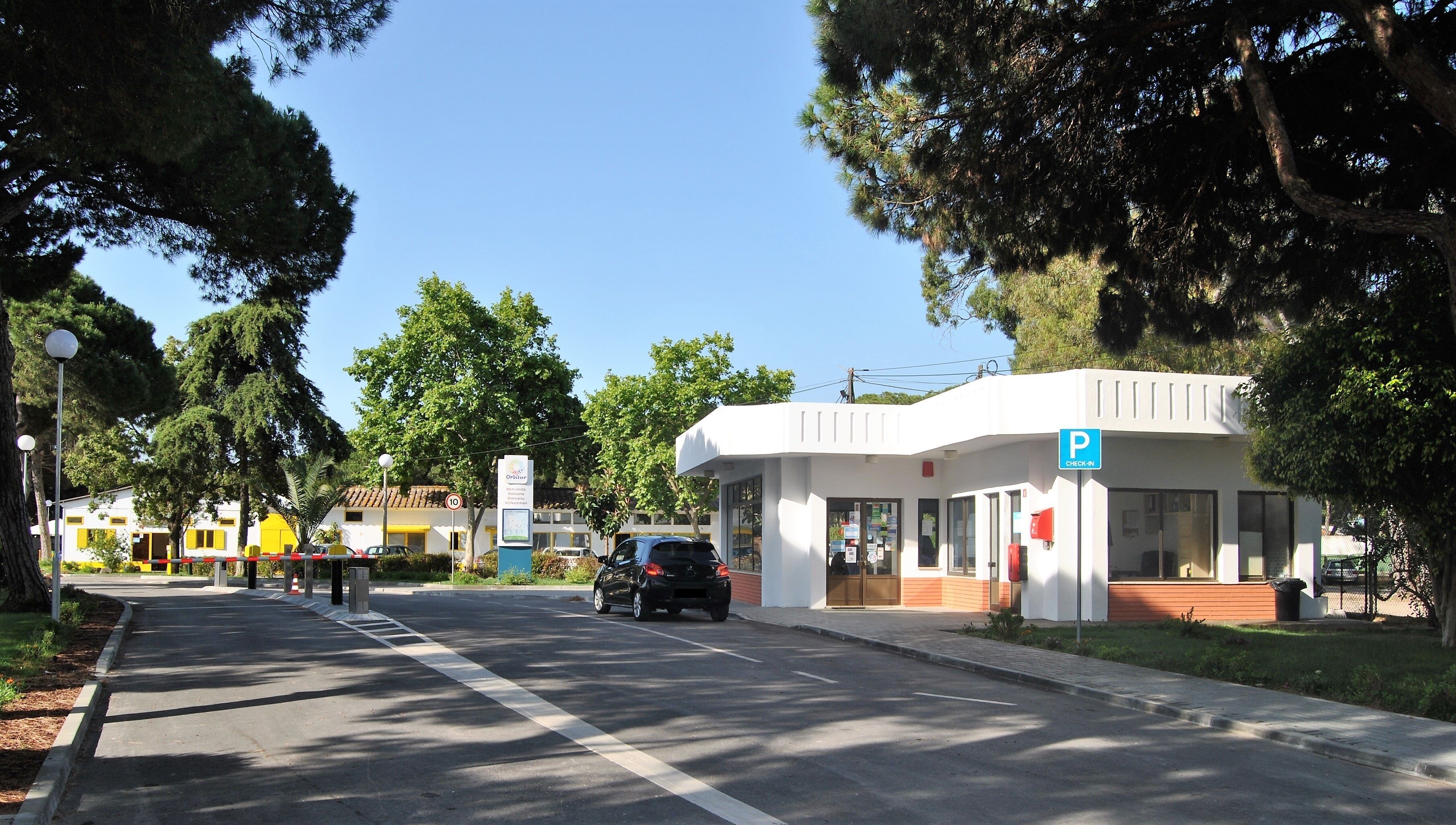 Foto - Parque de Campismo Orbitur Costa de Caparica